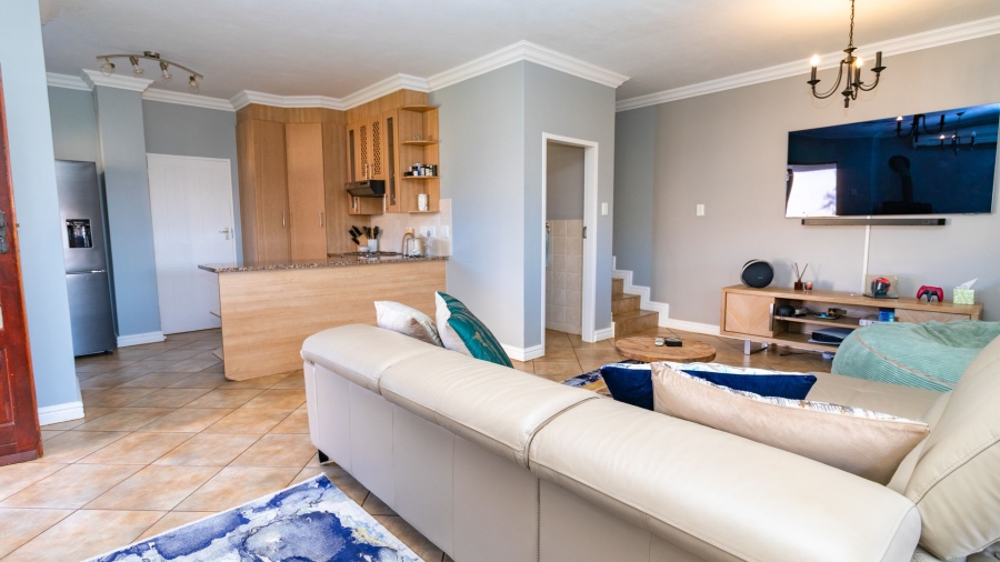 3 Bedroom Property for Sale in The Coves North West